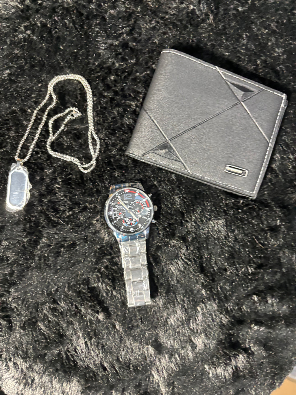 Men’s Gift Set – Silver Watch, Chain Necklace & Black Wallet