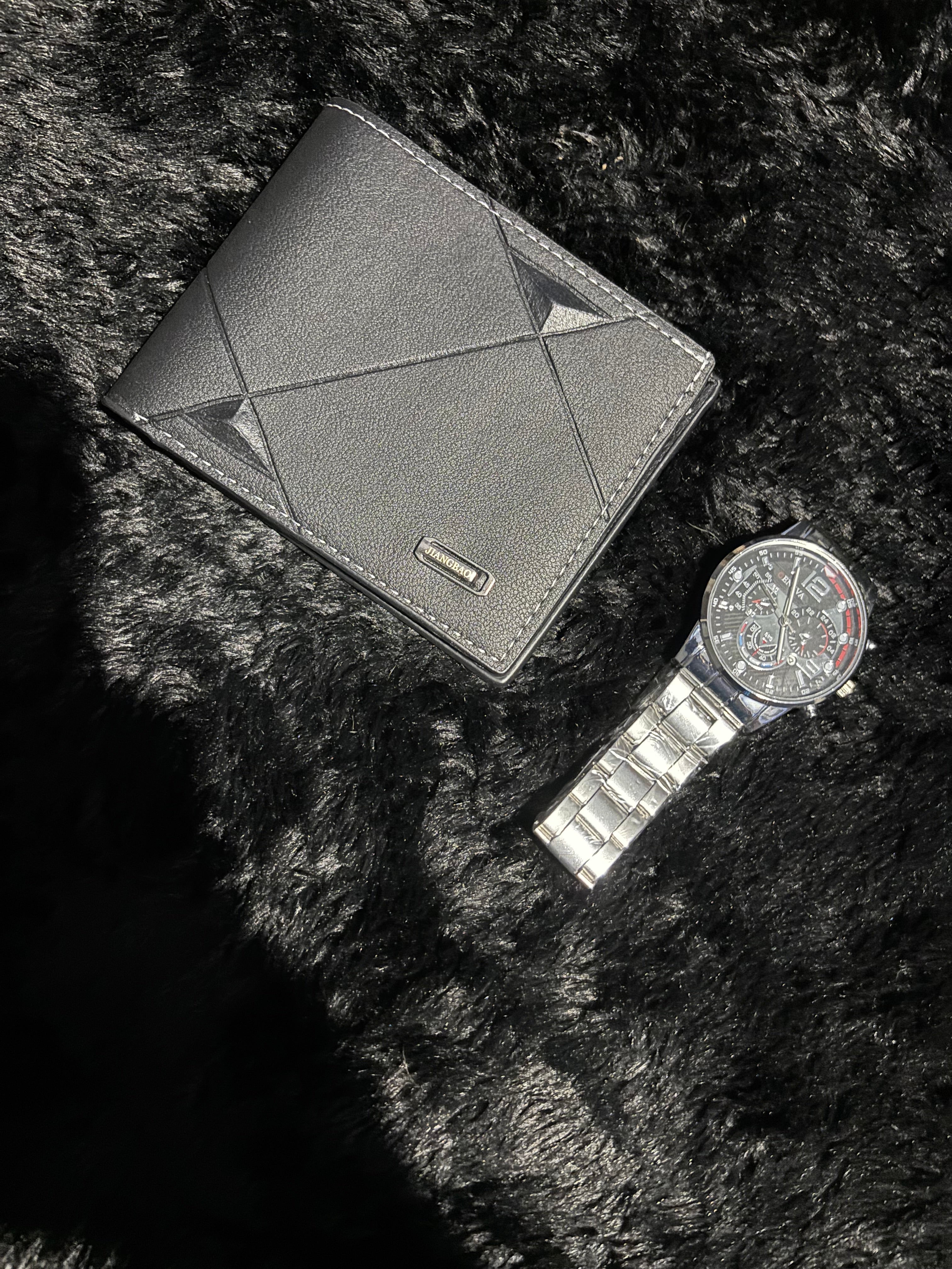 Men’s Gift Set – Silver Watch, Chain Necklace & Black Wallet